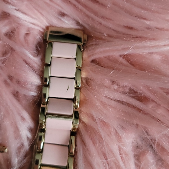 Watch ⌚ - Picture 5 of 6